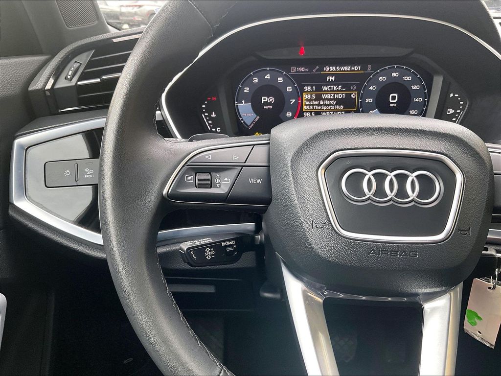 2025 Audi Q3 — photo 22