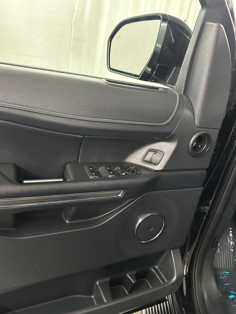 used 2024 Ford Expedition Max car, priced at $37,885
