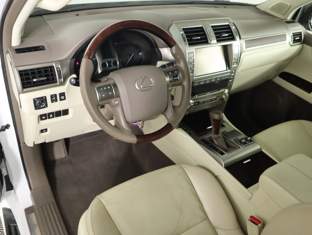 2017 Lexus GX 460 9