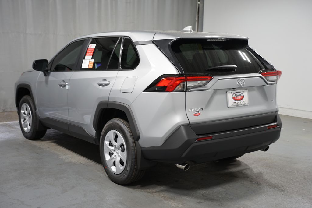 2025 Toyota RAV4 LE 6