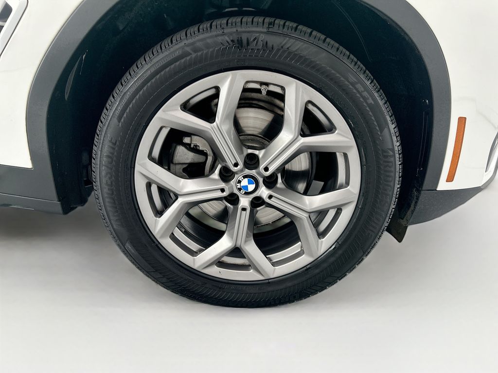 Thumbnail: 2023 BMW X3 - 31