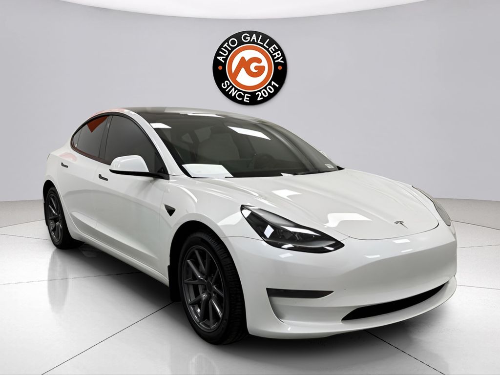 White 2023 Tesla Model 3 RWD Sedan Rear-Wheel Drive 1-Speed Automatic