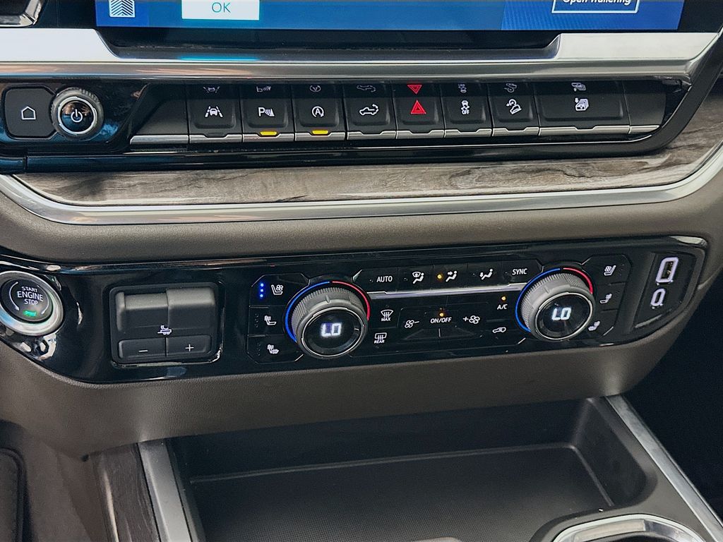 Thumbnail: 2024 Chevrolet Silverado 1500 - 15