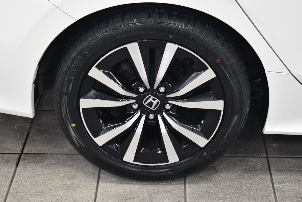Thumbnail: 2022 Honda Civic - 12