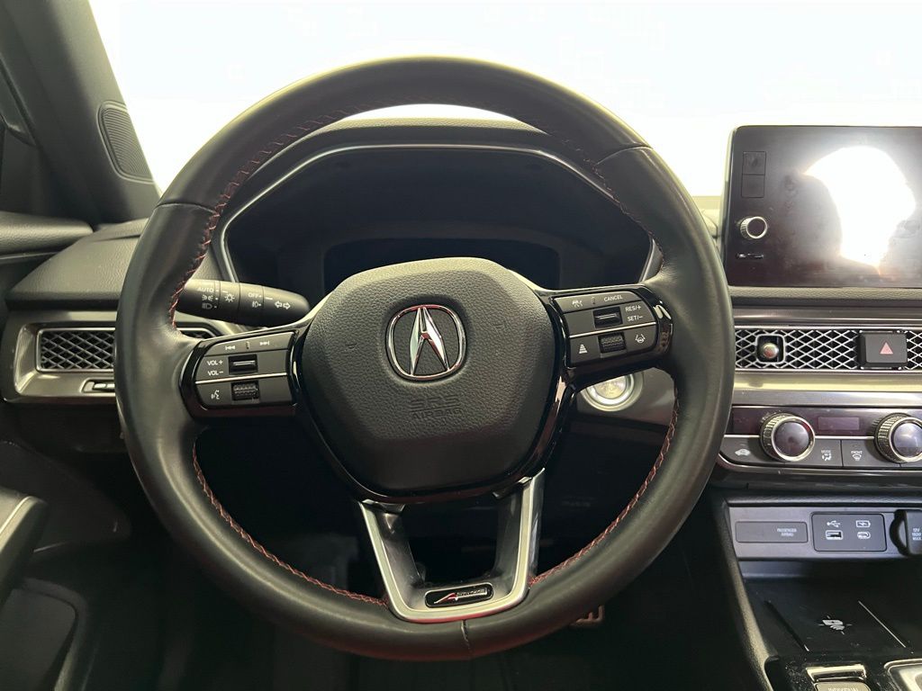 Thumbnail: 2023 Acura Integra - 17