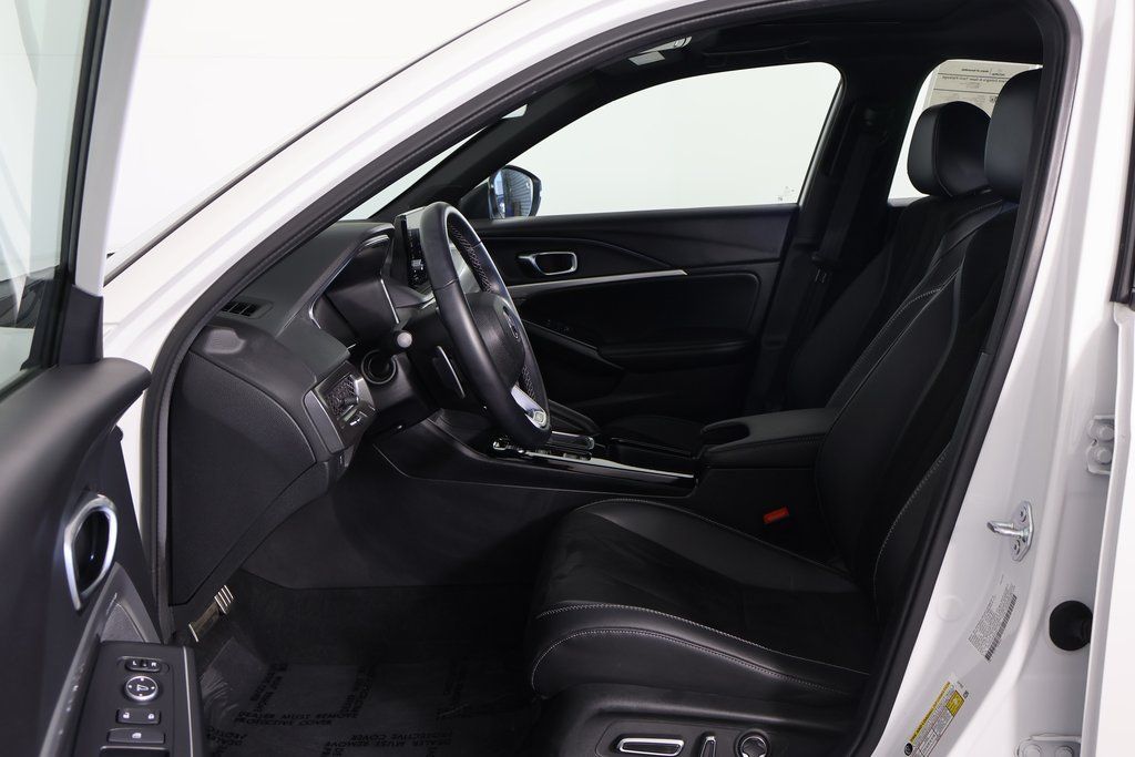 Thumbnail: 2025 Acura Integra - 10