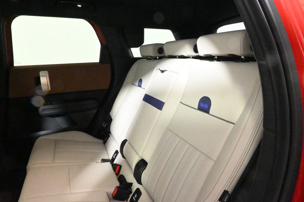 Thumbnail: 2025 MINI Cooper Countryman - 4