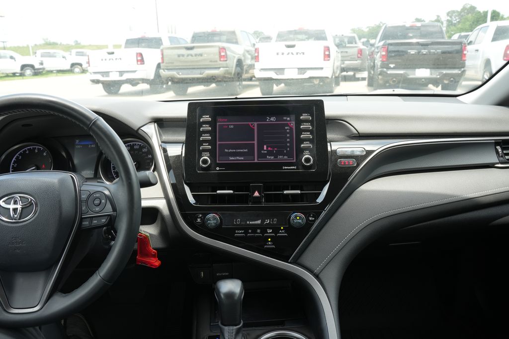 2023 Toyota Camry SE - 10
