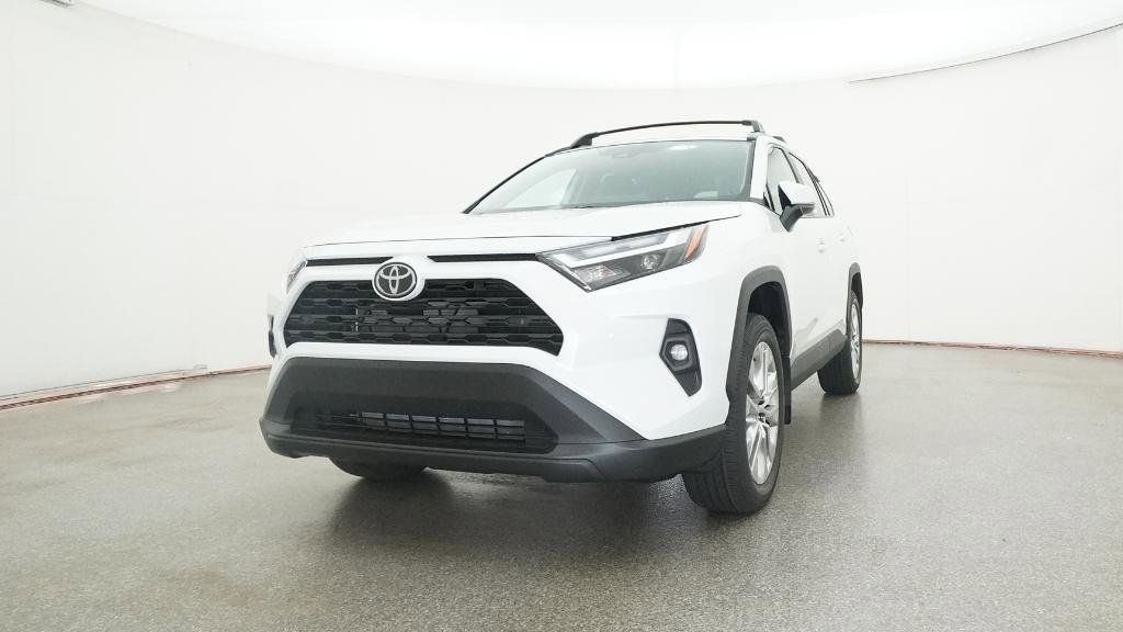 Thumbnail: 2025 Toyota RAV4 - 12