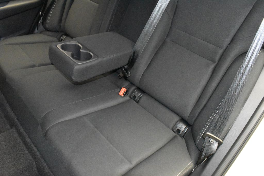 2025 Nissan Rogue S 32