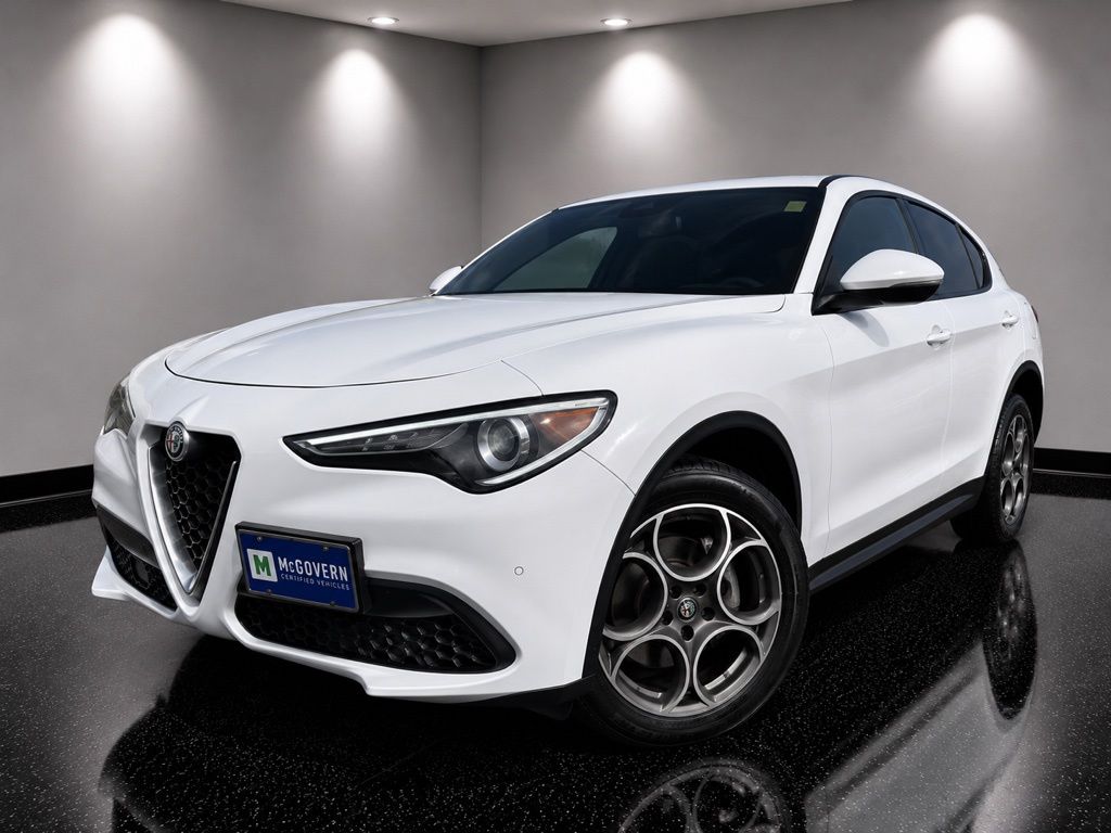 Alfa White 2022 Alfa Romeo Stelvio Sprint AWD SUV / Crossover All-Wheel Drive 8-Speed Automatic