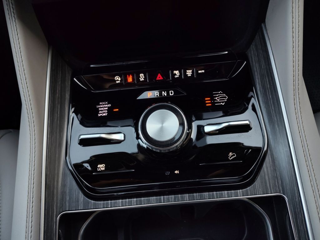 Used Car 2024 Jeep Wagoneer L  Series Iii For Sale Under $60,000 In Austin, Texas