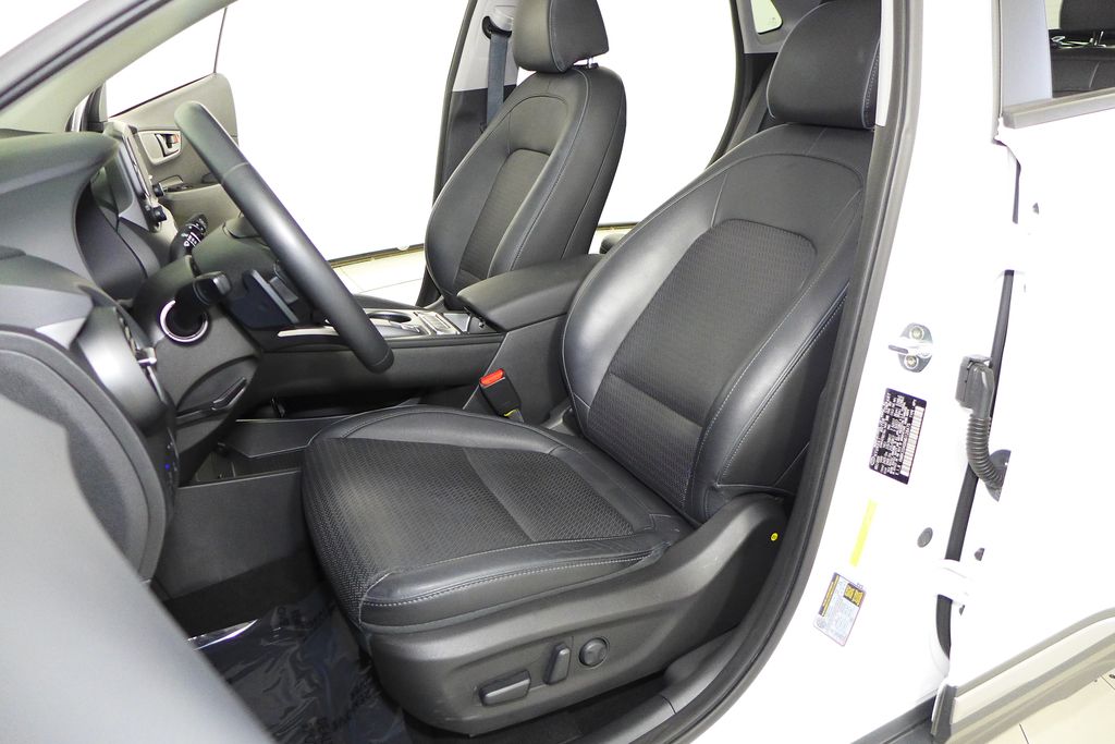 2021 Hyundai Kona Limited 22