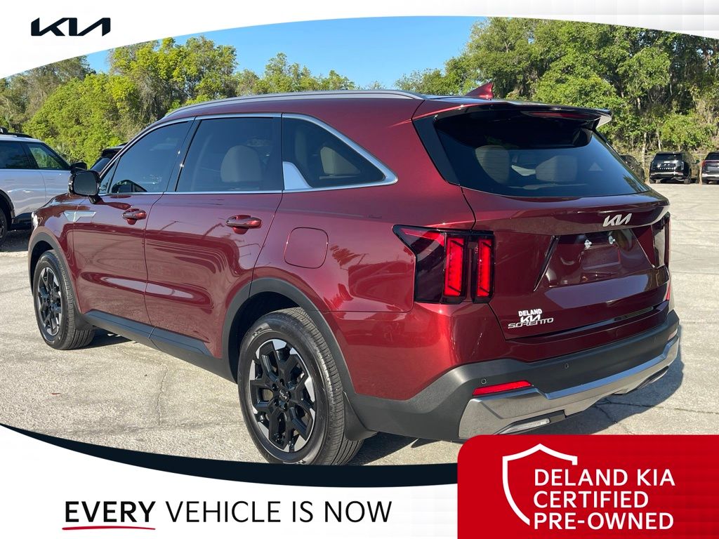 Used 2025 Kia Sorento SUV