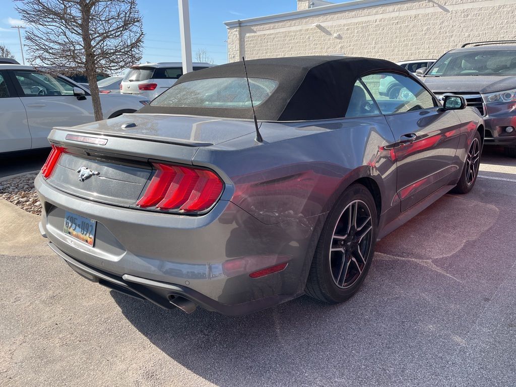 2022 Ford Mustang  3