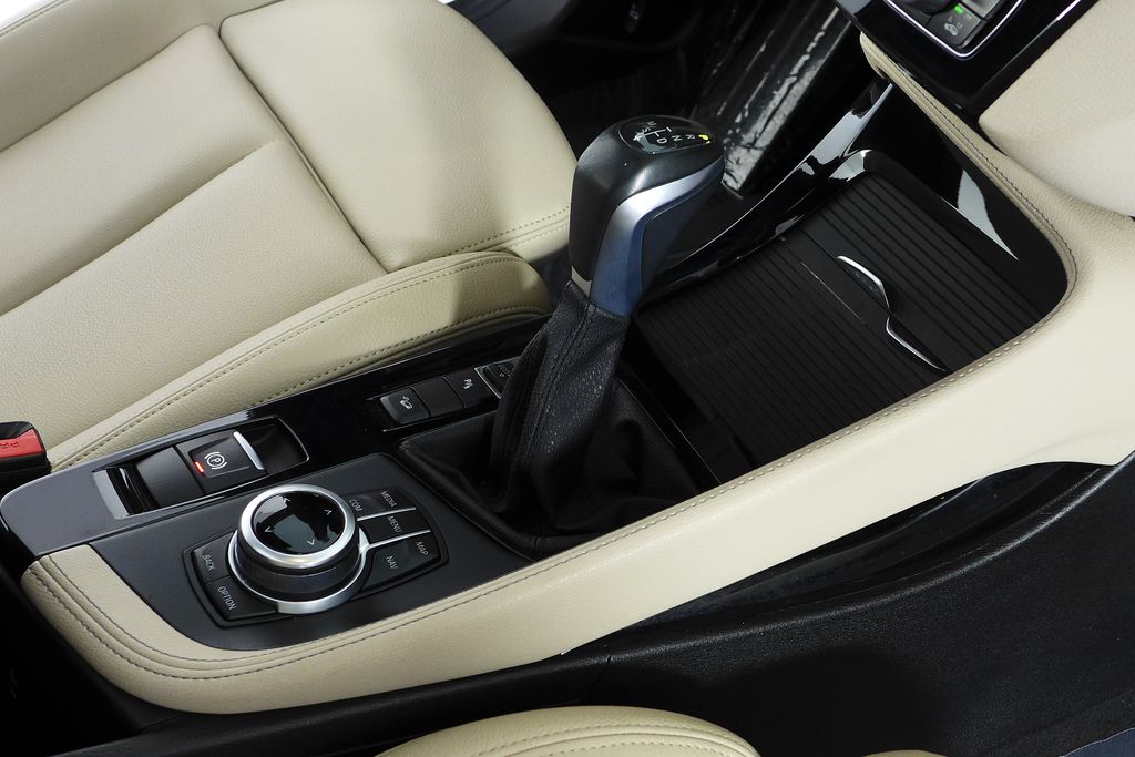 Thumbnail: 2018 BMW X2 - 15