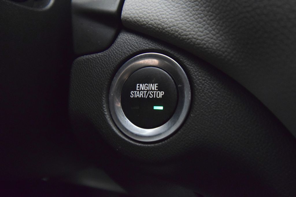 used 2024 Chevrolet Equinox car, priced at $21,000