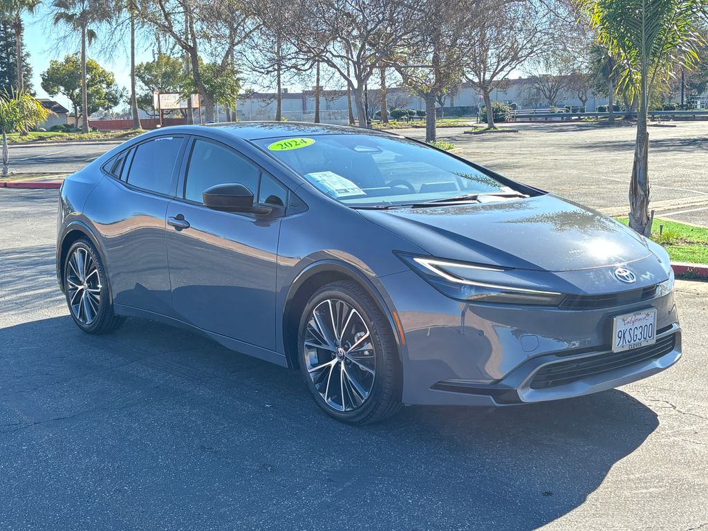 Thumbnail: 2024 Toyota Prius - 3