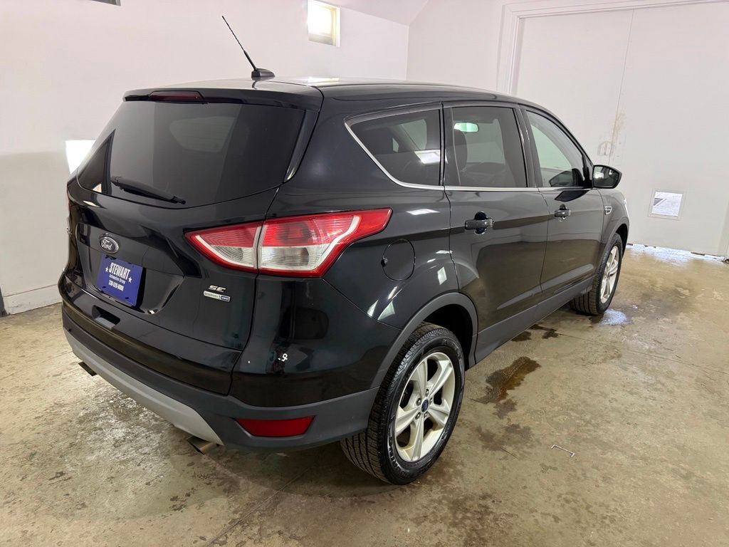 Photo 5 of 2016 Ford Escape SE