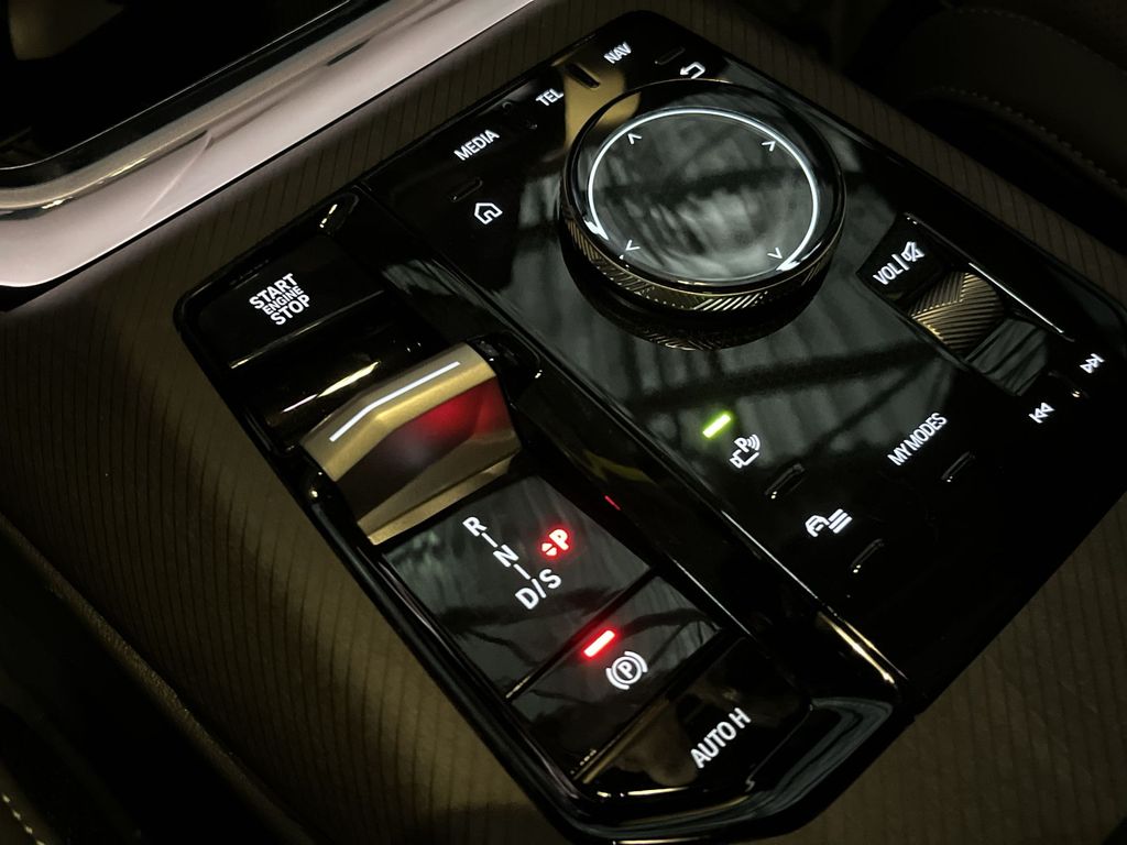 Thumbnail: 2025 BMW X3 - 20