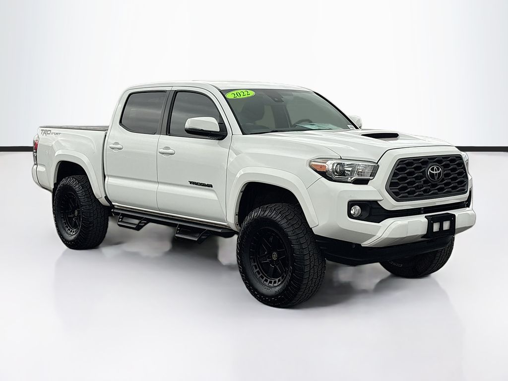 Thumbnail: 2022 Toyota Tacoma - 3