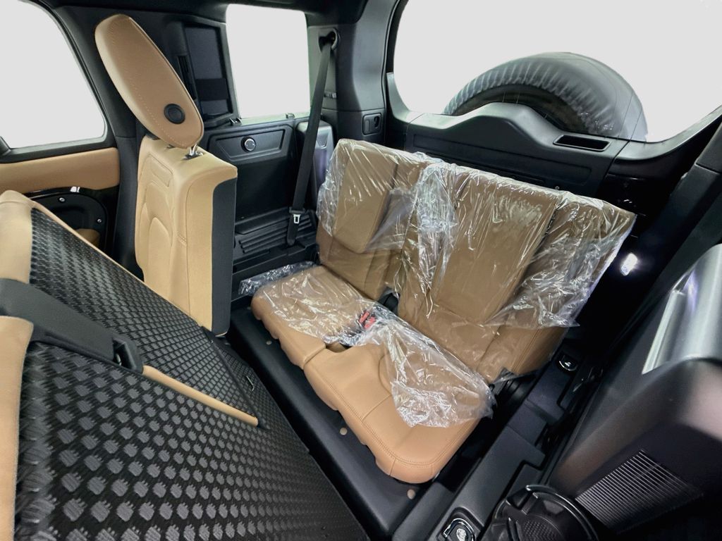 Thumbnail: 2026 Land Rover Defender - 22