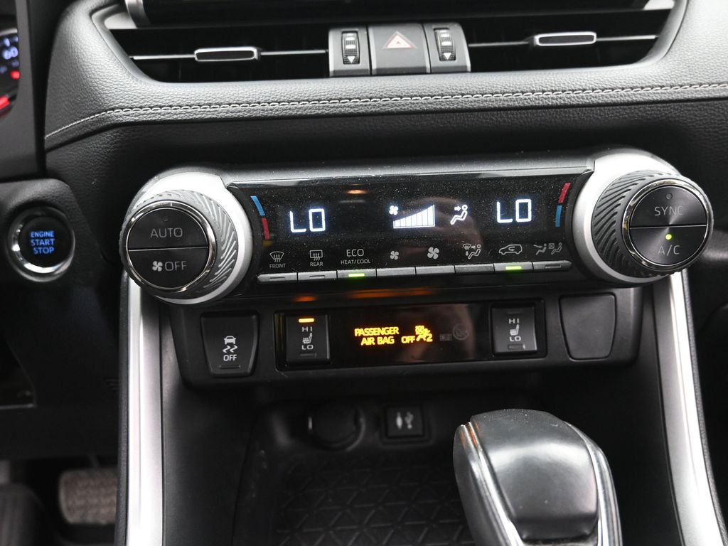 Certified Used 2019 Blue Toyota XLE Premium image 16