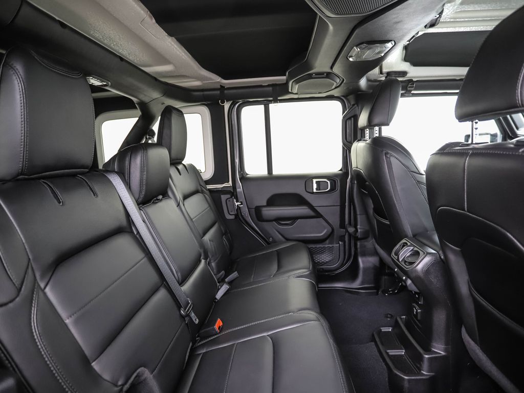 Thumbnail: 2020 Jeep Wrangler - 26