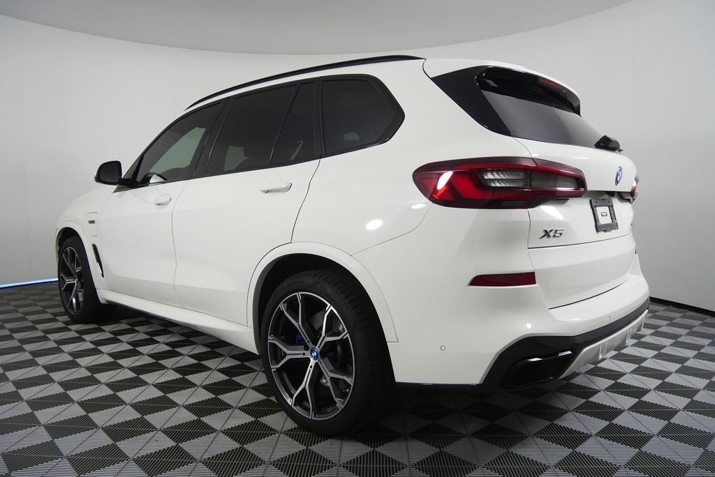 Thumbnail: 2022 BMW X5 - 5