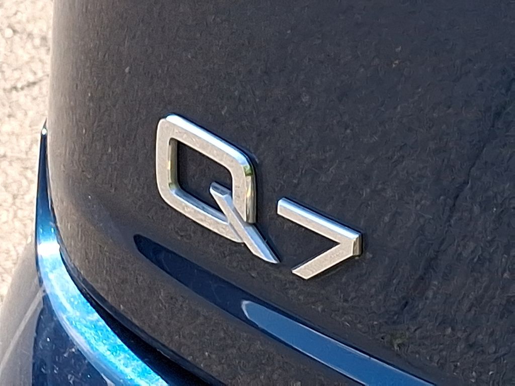 2019 Audi Q7 Premium Plus 32