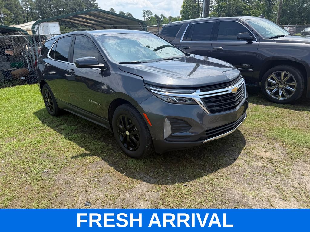2022 Chevrolet Equinox LT FWD with 1LT
