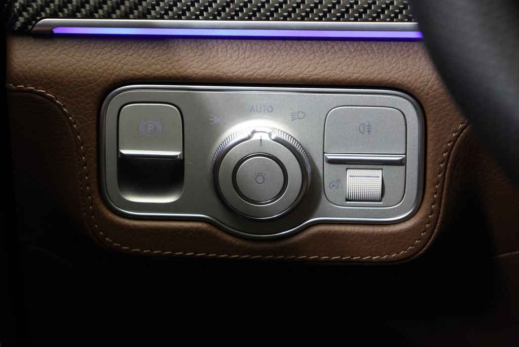 Thumbnail: 2026 Mercedes-Benz GLE - 22