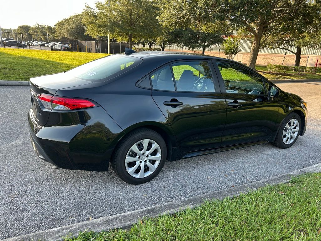 Thumbnail: 2021 Toyota Corolla - 5