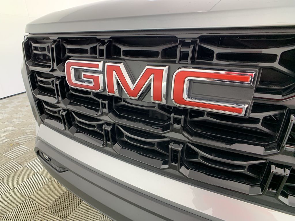 2024 GMC Canyon Elevation 37