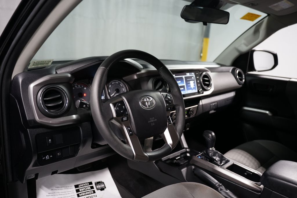 2021 Toyota Tacoma SR5 12