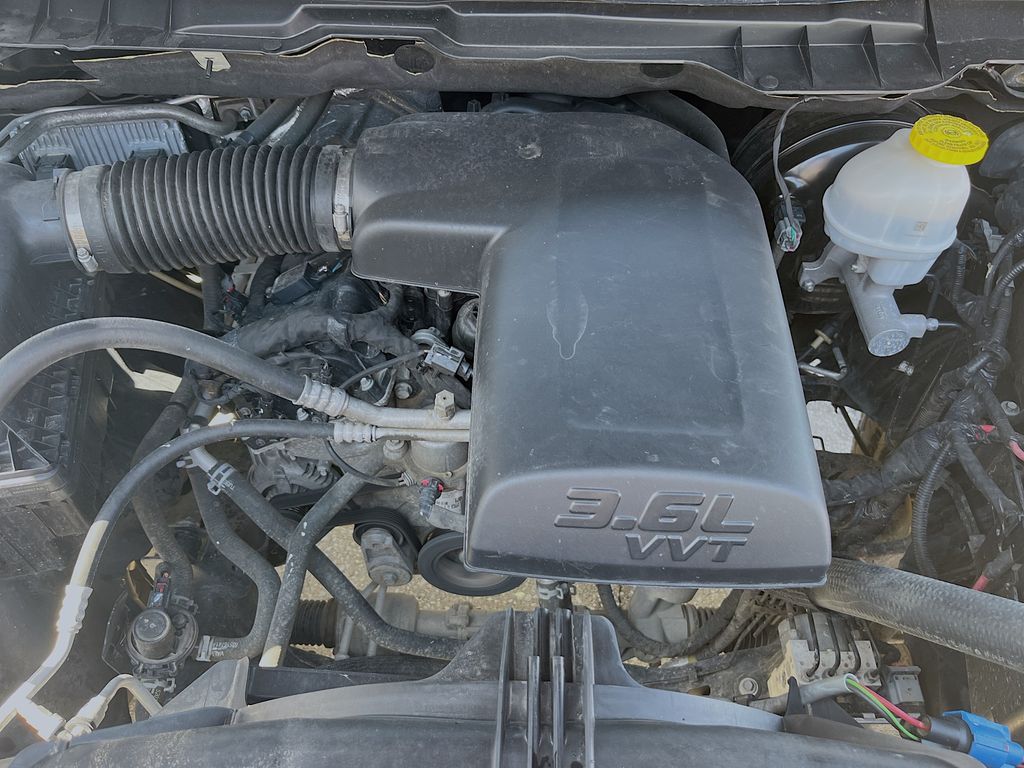 Used 2023 Black Ram SLT image 30