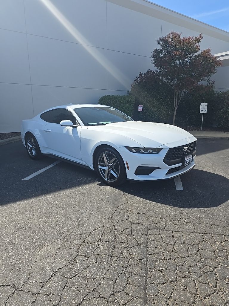 2024 Ford Mustang EcoBoost Fastback's photo