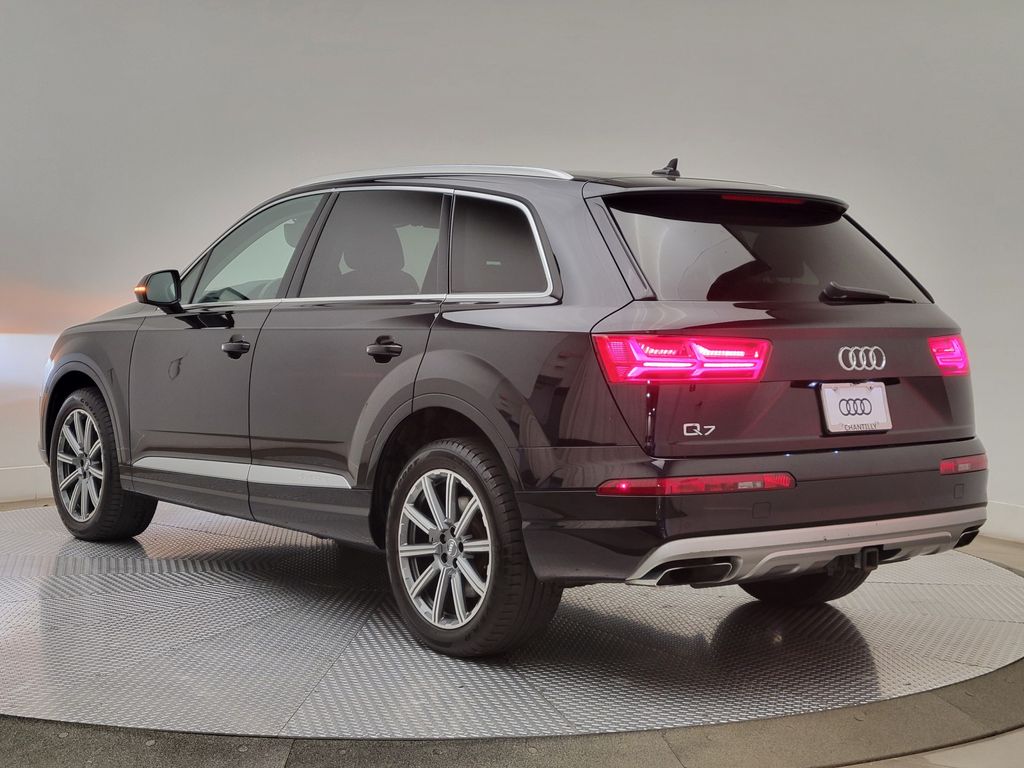 Thumbnail: 2019 Audi Q7 - 4