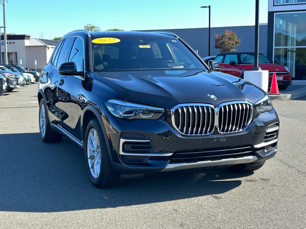 Thumbnail: 2022 BMW X5 - 7