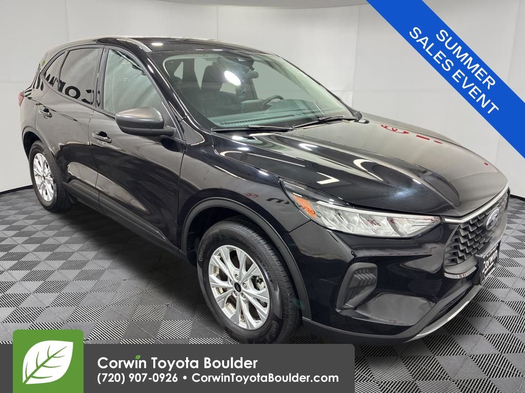 Black Metallic 2025 Ford Escape SUV / Crossover All-Wheel Drive 8-Speed Automatic