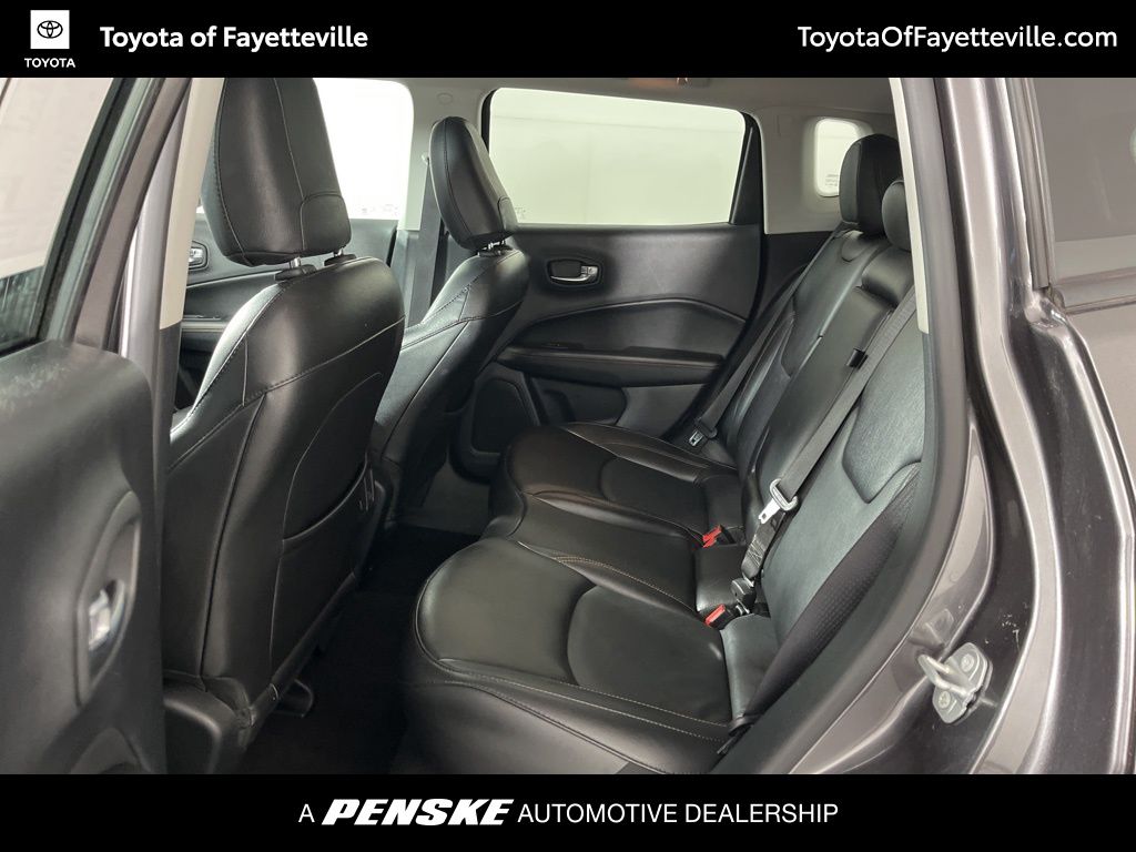 Thumbnail: 2020 Jeep Compass - 21