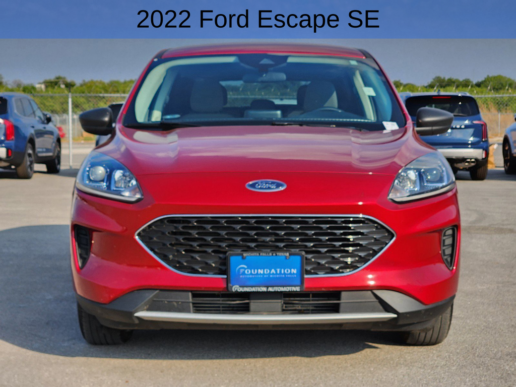 2022 Ford Escape SE 2