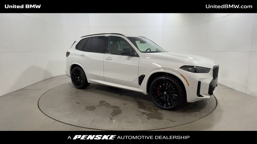 2025 BMW X5 M60i 2