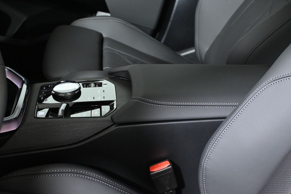 Thumbnail: 2026 BMW X3 - 25