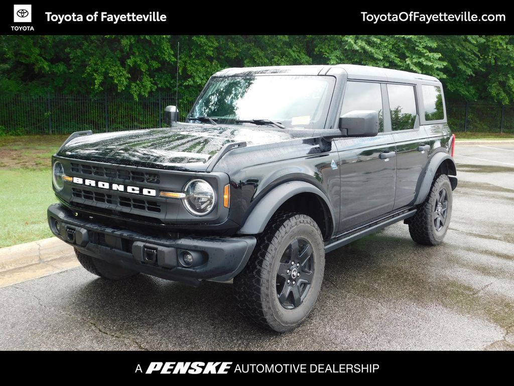 2024 Ford Bronco Black Diamond -
                  Fayetteville, AR