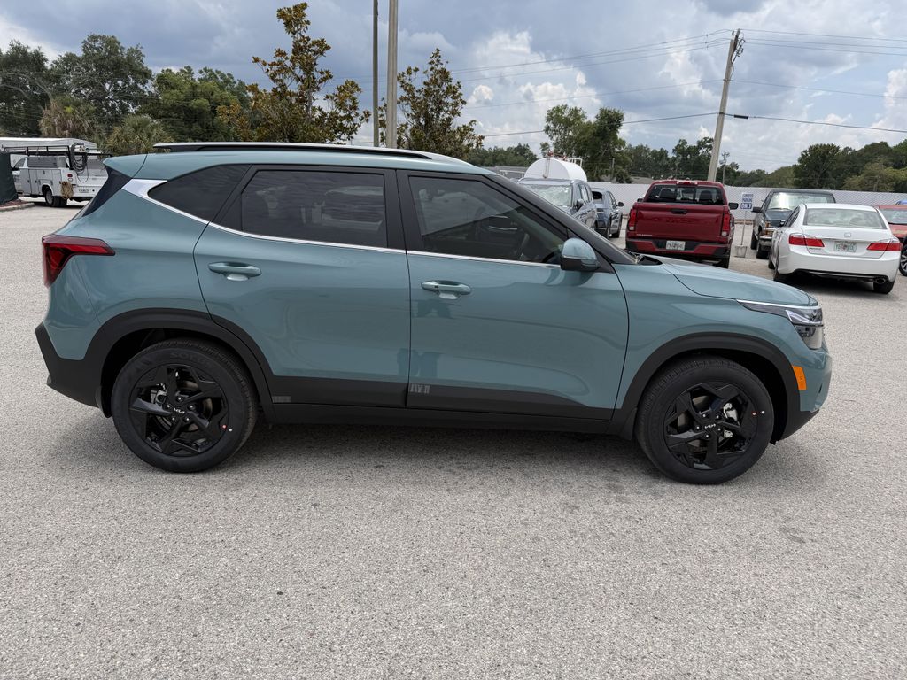 new 2026 Kia Seltos car, priced at $25,286