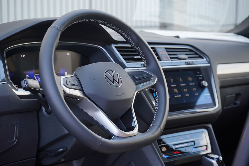 2024 Volkswagen Tiguan Wolfsburg 8