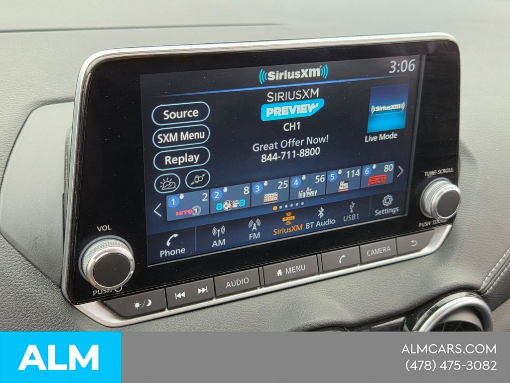 Used 2024 White Nissan SV image 18