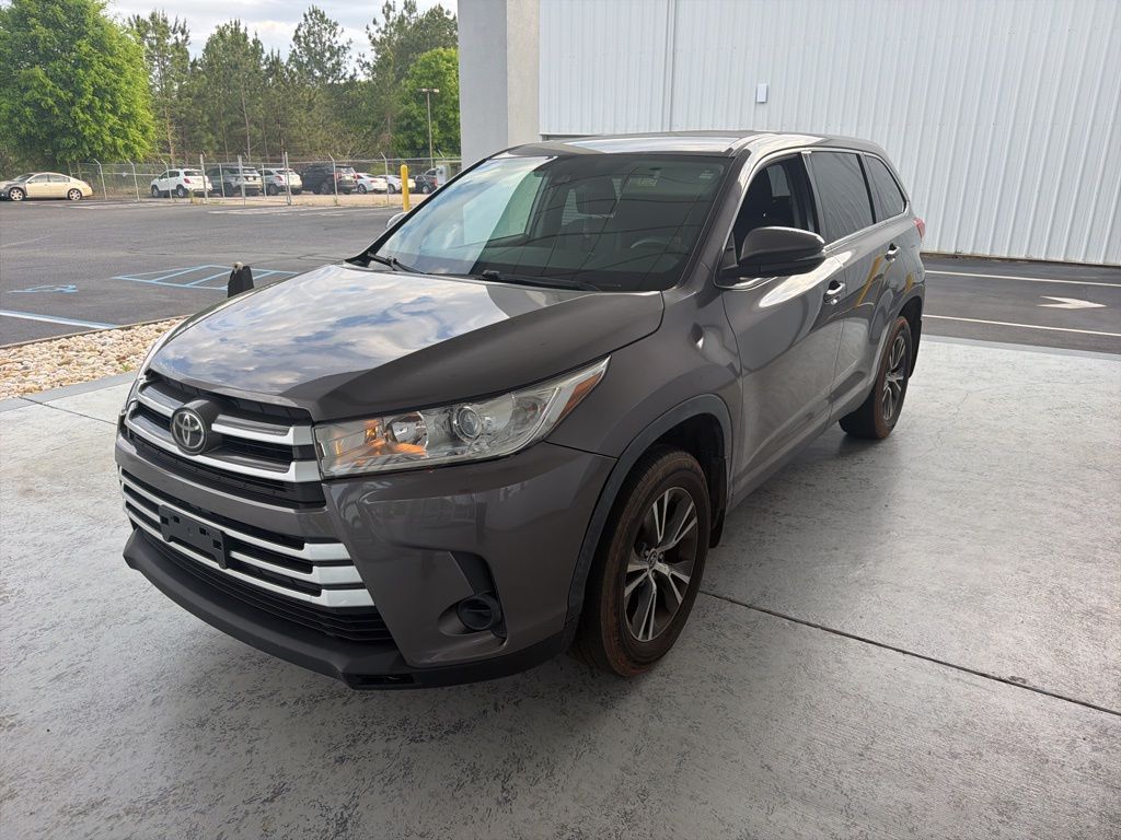 Predawn Gray Mica 2019 Toyota Highlander LE AWD SUV / Crossover All-Wheel Drive 8-Speed Automatic