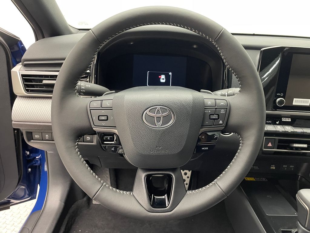 Thumbnail: 2025 Toyota Camry - 21